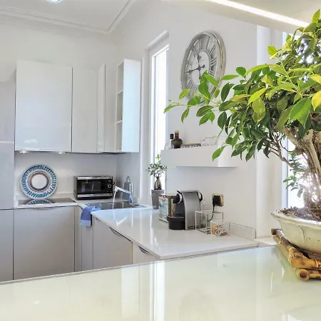 Apartman Frattina At